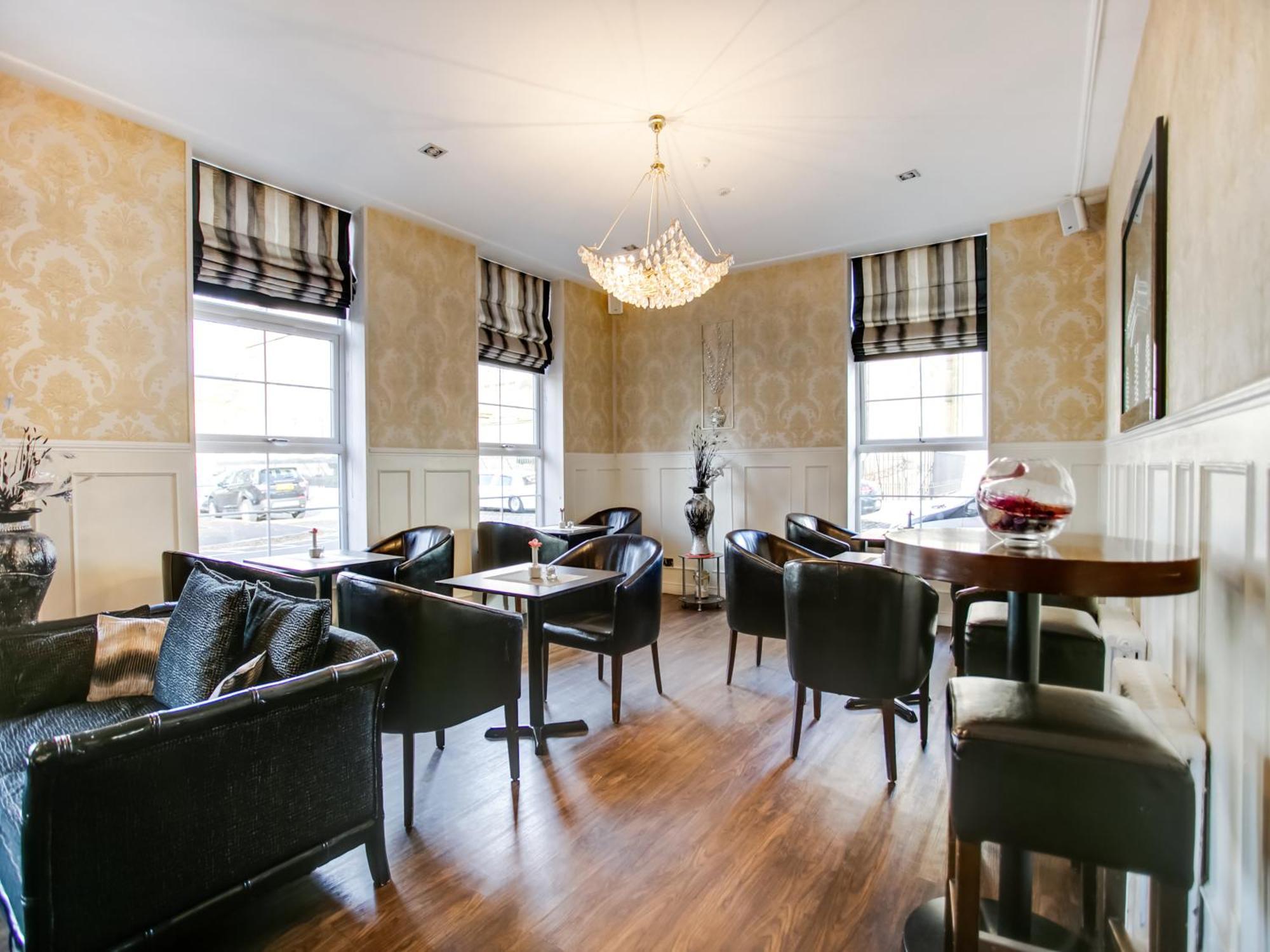 Oyo Gin House Hotel Greenock Exterior foto