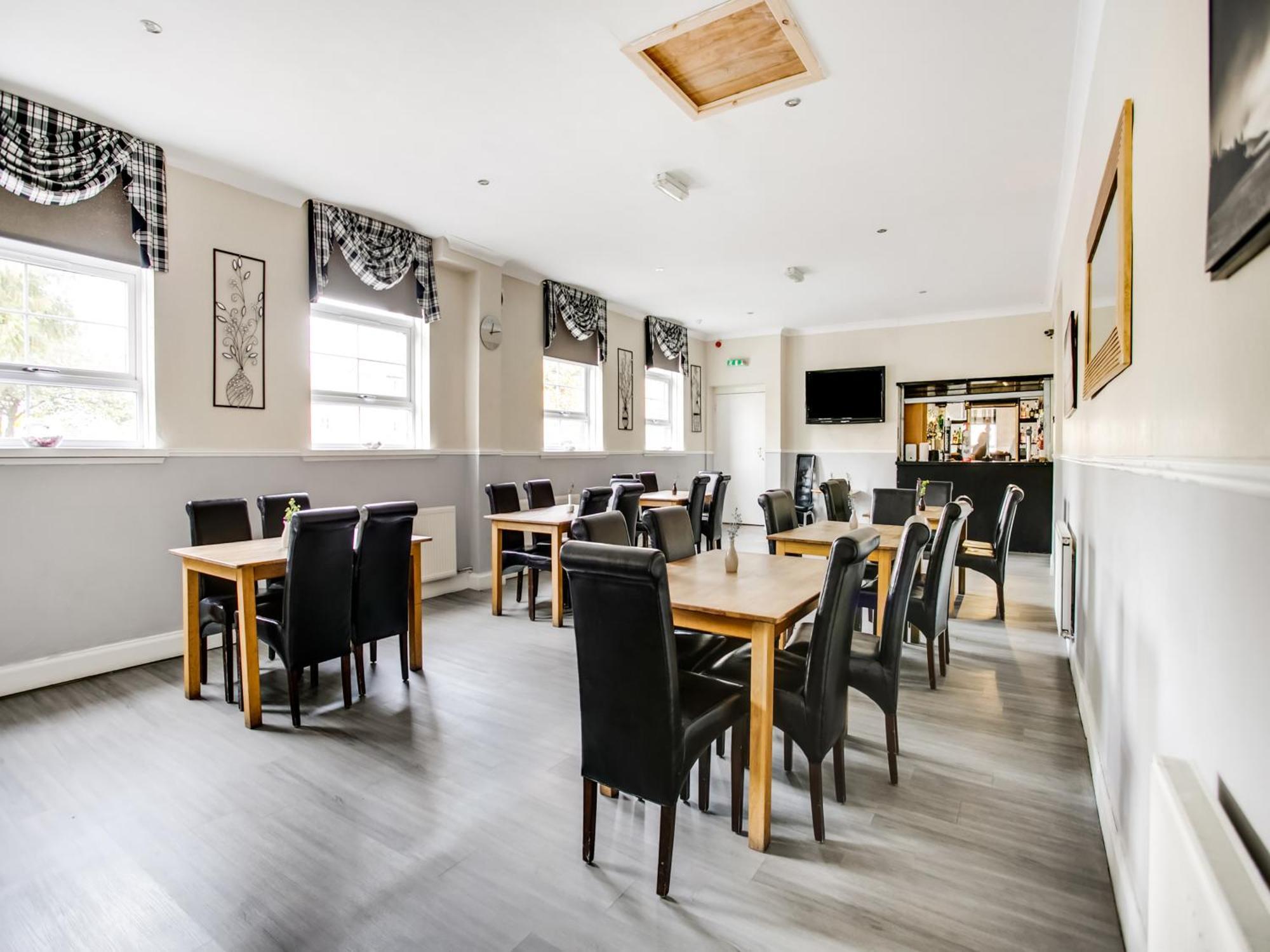 Oyo Gin House Hotel Greenock Exterior foto
